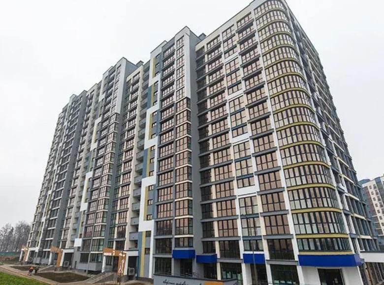 Mieszkanie 3 pokoi 77 m² Mińsk, Białoruś