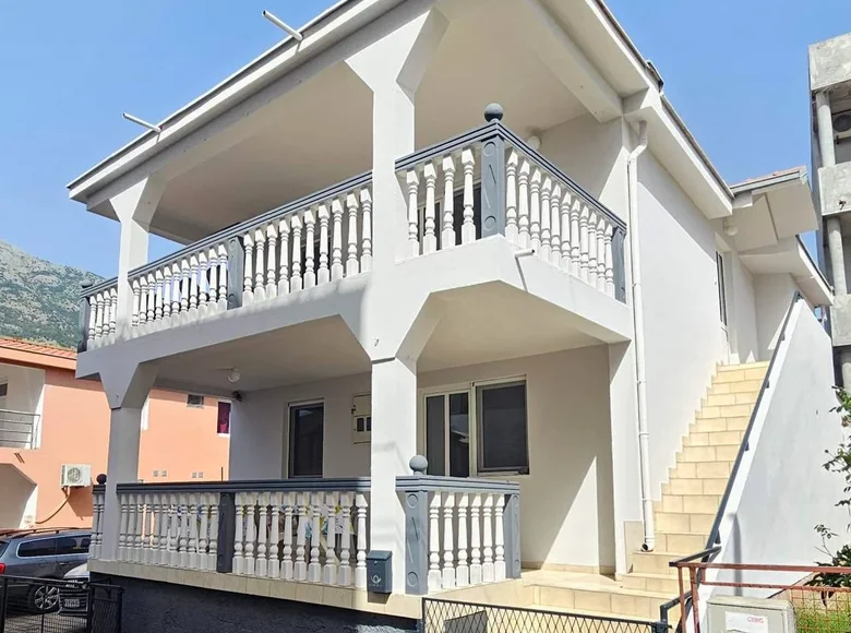 6 bedroom house 120 m² Dobra Voda, Montenegro