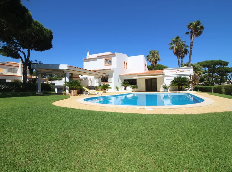 4-Zimmer-Villa 190 m² Quarteira, Portugal