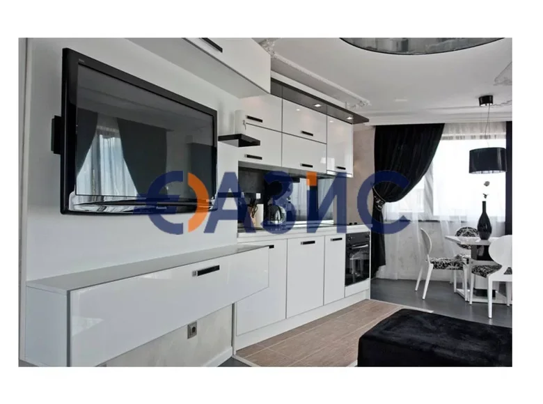 2 bedroom apartment 72 m² Sveti Vlas, Bulgaria