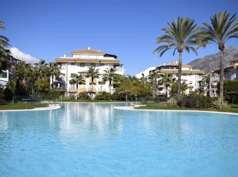 Wohnung 3 Schlafzimmer 128 m² Marbella, Spanien