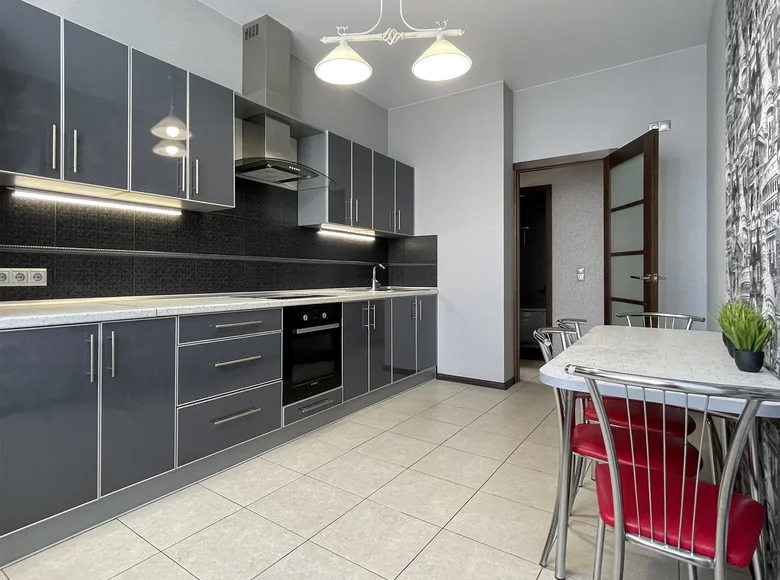 Wohnung 2 zimmer 69 m² Minsk, Belarus