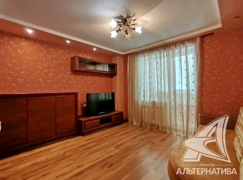 Квартира 1 комната 35 м² Брест, Беларусь