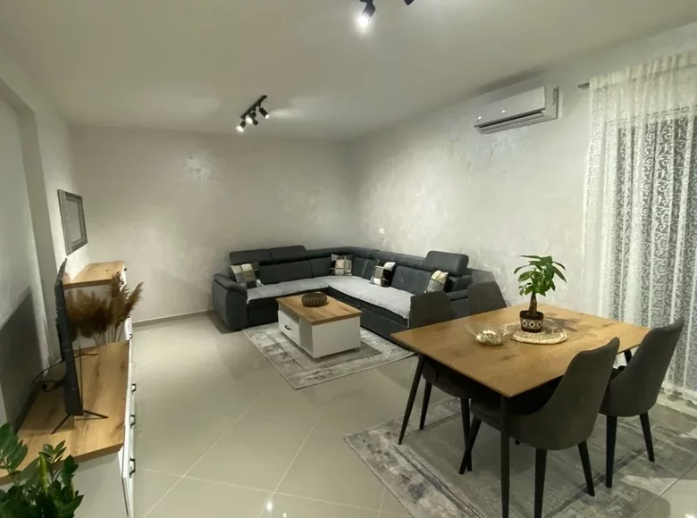 Mieszkanie 2 pokoi 69 m² Bar, Czarnogóra