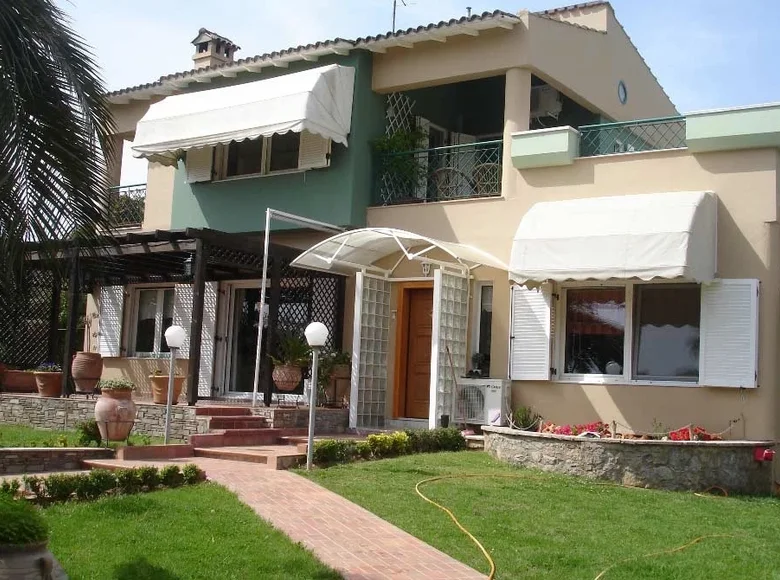 4 bedroom Villa 320 m² Nea Michaniona, Greece