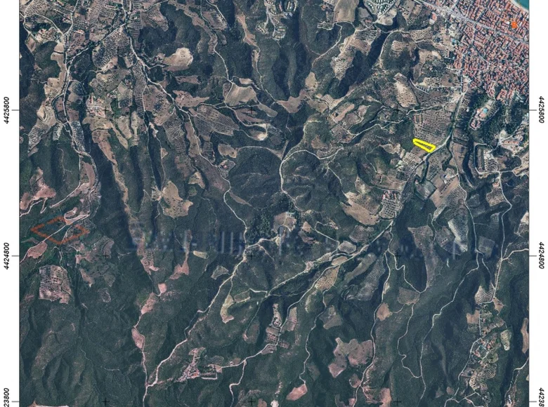 Producción 4 018 m² en Pefkochori, Grecia