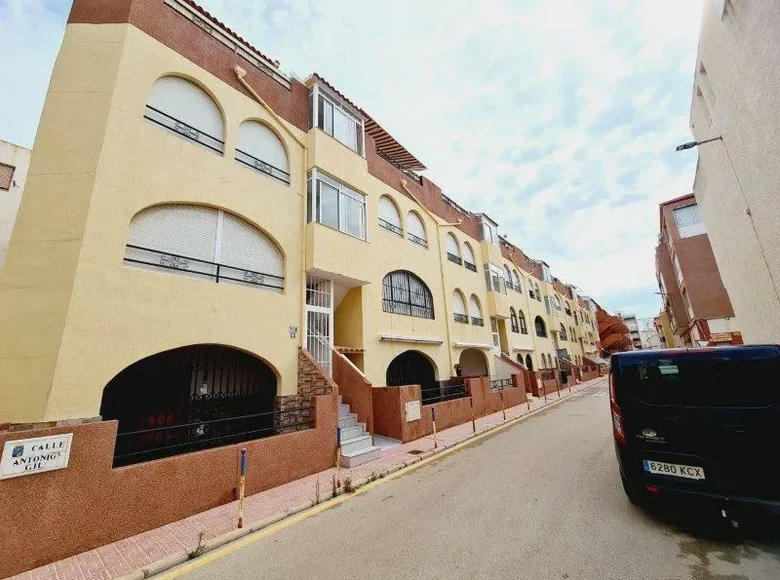 Dom 3 pokoi 64 m² Torrevieja, Hiszpania