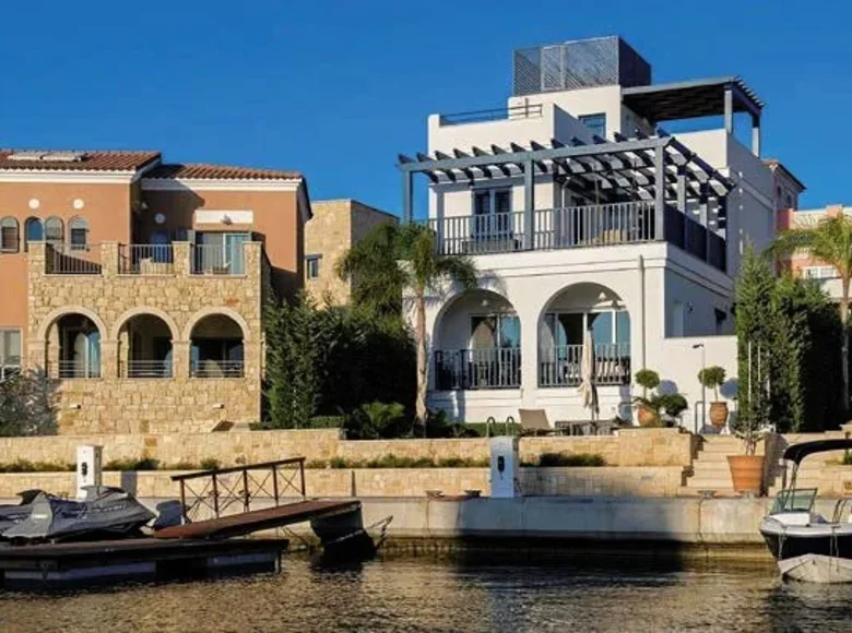 3 bedroom villa 138 m² Limassol, Cyprus