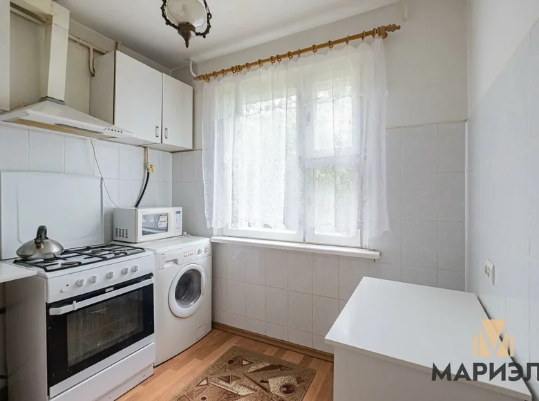 Mieszkanie 4 pokoi 59 m² Mińsk, Białoruś