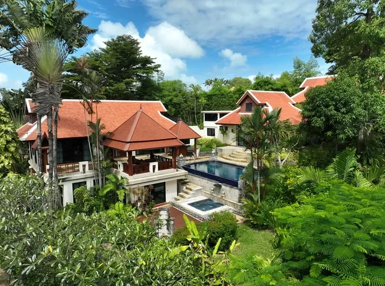 5 bedroom villa 450 m² Phuket, Thailand