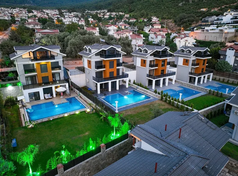 5-Zimmer-Villa 240 m² Fethiye, Türkei