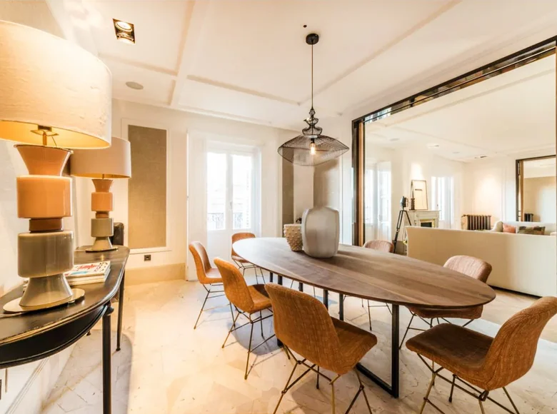 4 bedroom apartment 379 m² Madrid, Spain