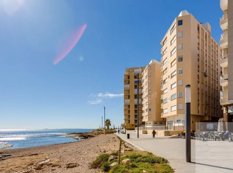 4 bedroom apartment 84 m² Torrevieja, Spain