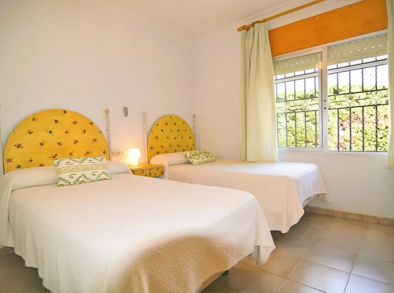 Вилла 4 спальни 150 м² Dehesa de Campoamor, Испания