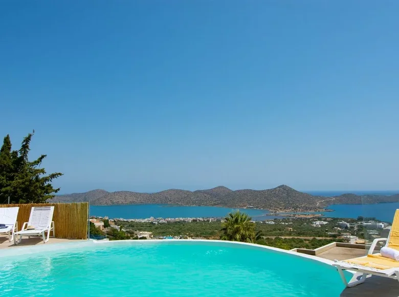 Villa de 4 habitaciones 250 m² District of Agios Nikolaos, Grecia