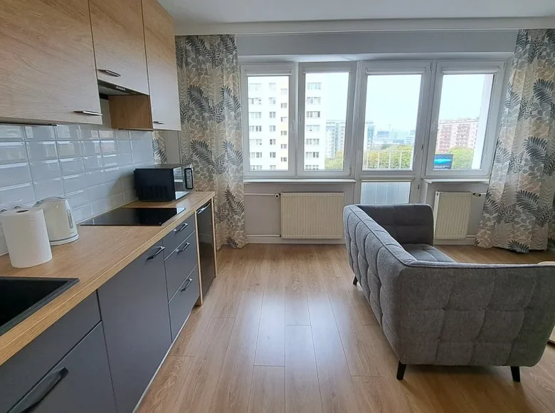 2 room apartment 31 m² in Warsaw, Poland