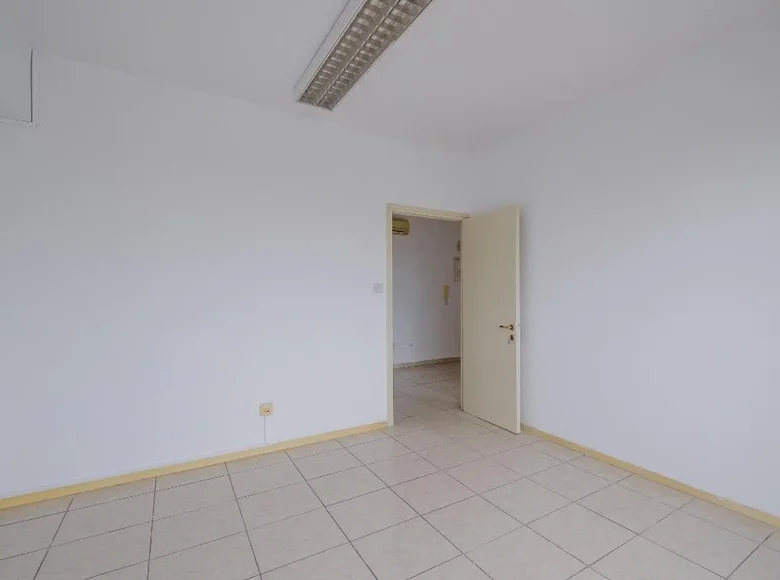 Bureau 211 m² à Spilia, Chypre