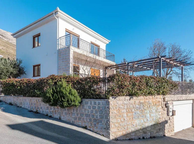 Maison 8 chambres 178 m² Monténégro, Monténégro