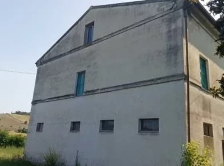 Casa 10 habitaciones 250 m² Terni, Italia
