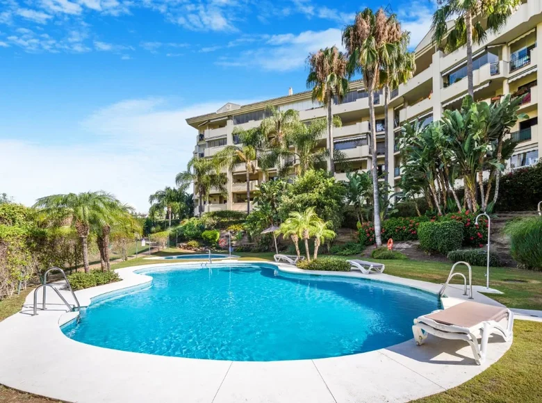Wohnung 2 Schlafzimmer 143 m² San Pedro Alcantara, Spanien
