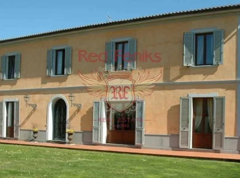 Villa de 5 habitaciones 810 m² Terni, Italia