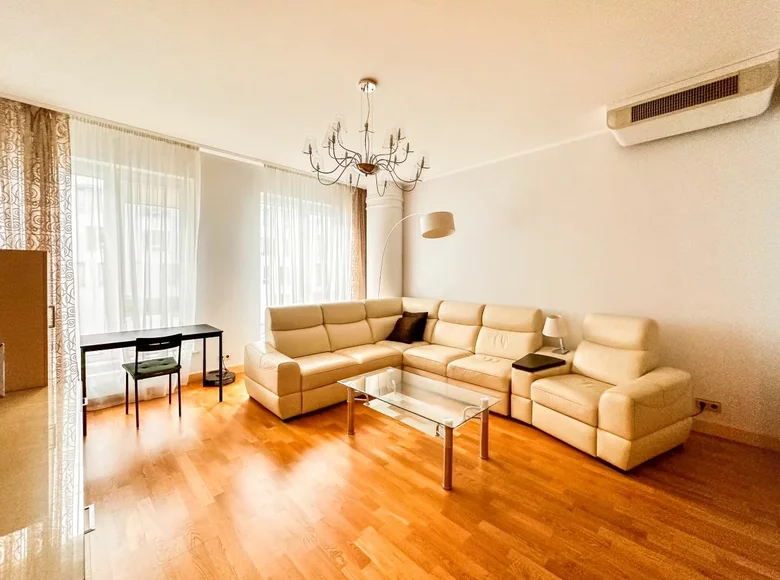 2 bedroom apartment 80 m² Riga, Latvia