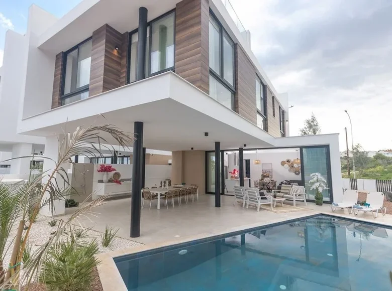 Casa 4 habitaciones 202 m² Paralimni, Chipre