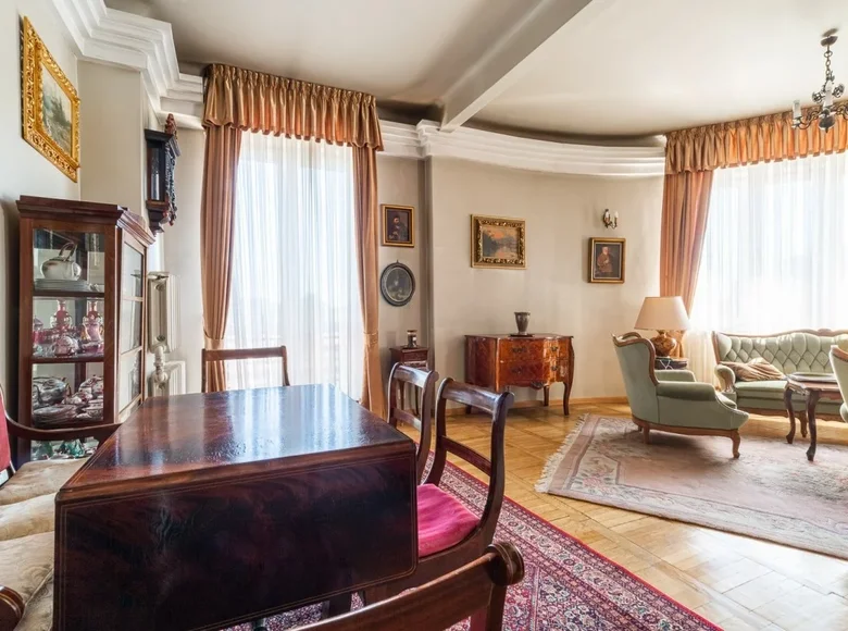 3 bedroom apartment 198 m² Warsaw, Poland