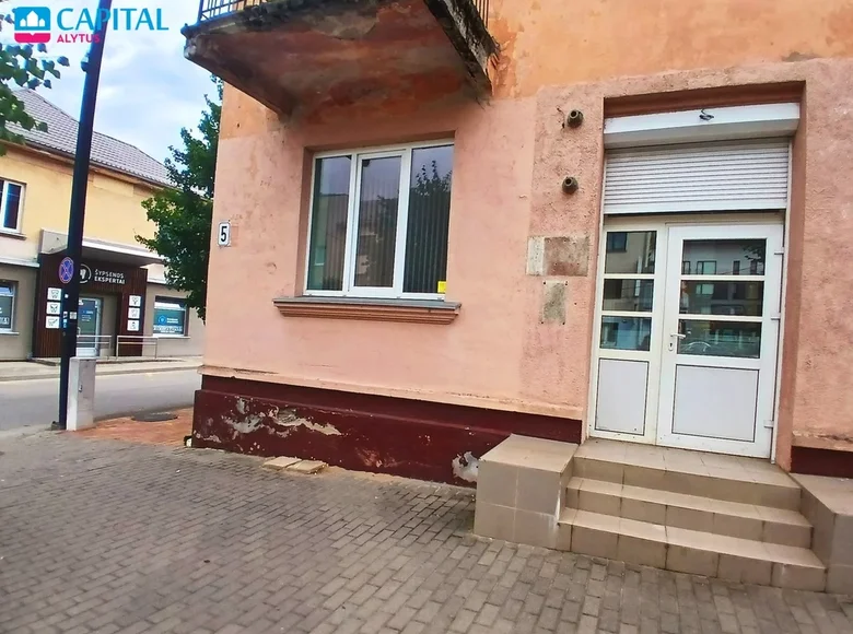 Commercial property 64 m² in Alytus, Lithuania