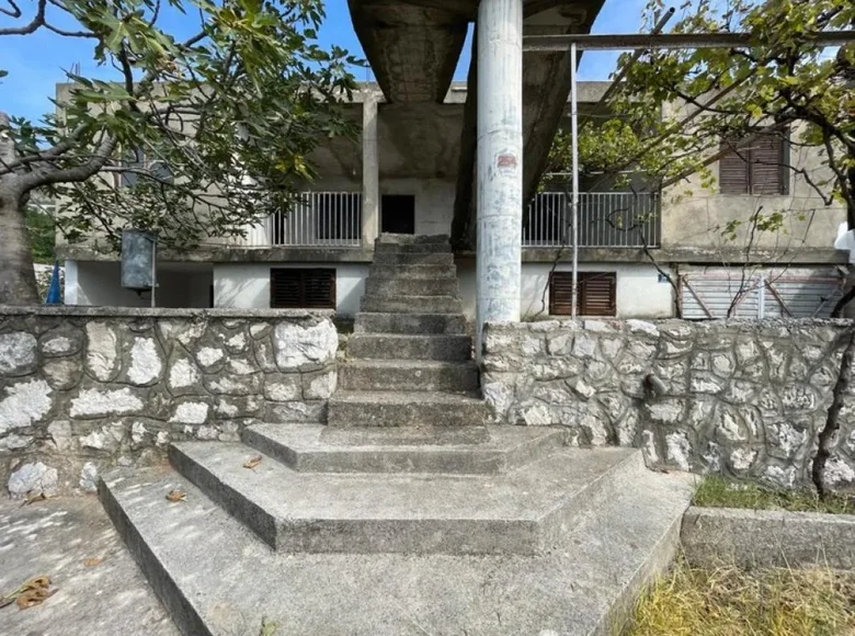 Haus 4 Schlafzimmer 174 m² Zankovici, Montenegro