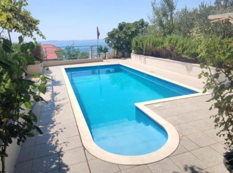 Villa 300 m² Podstrana, Croatia