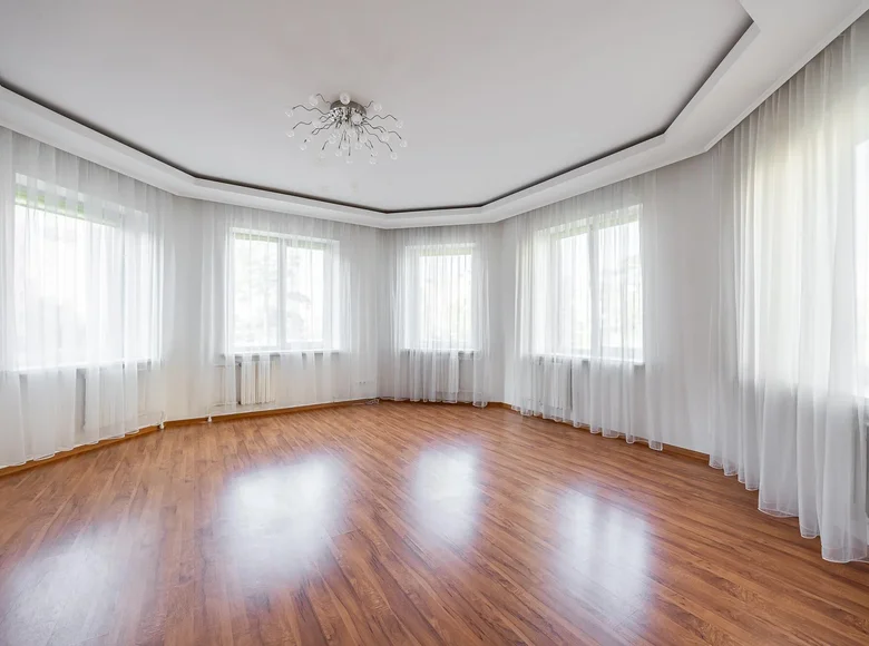 3 room apartment 110 m² Minsk, Belarus