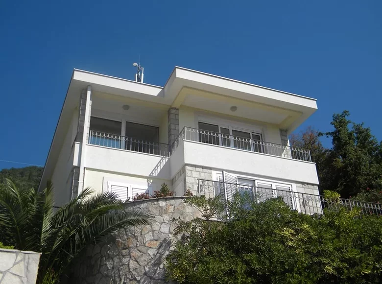 Casa 4 habitaciones 170 m² Montenegro, Montenegro