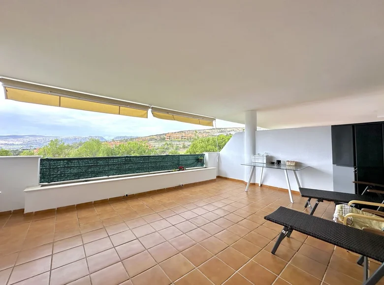 Mieszkanie 2 pokoi 101 m² Casares, Hiszpania