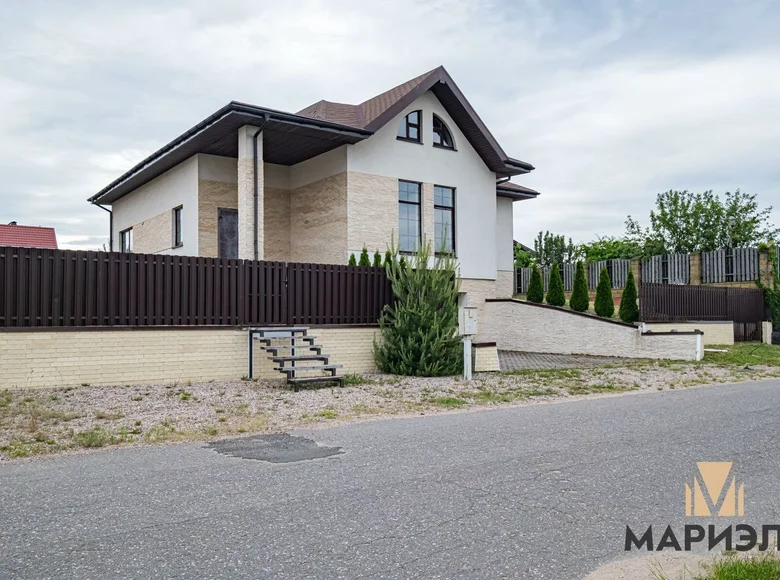 Maison 357 m² Tarasava, Biélorussie