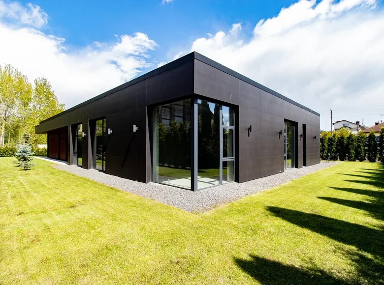 Ferienhaus 210 m² Marjaliva, Belarus