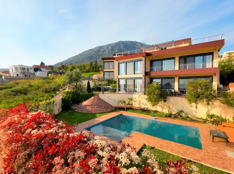 Villa de 6 habitaciones 240 m² Susanj, Montenegro
