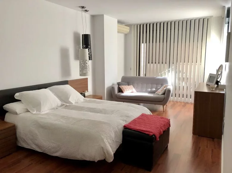 Wohnung 4 Schlafzimmer 162 m² Paiporta, Spanien