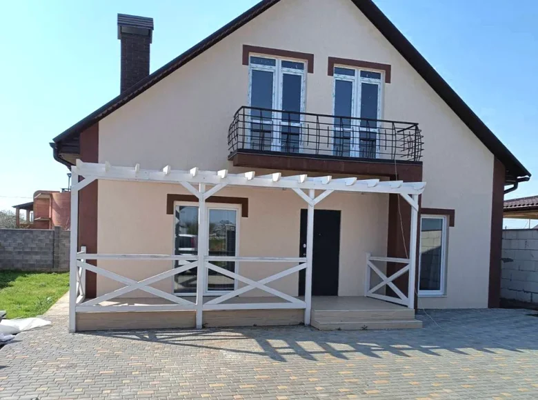 Maison 3 chambres 123 m² Molodizhne, Ukraine