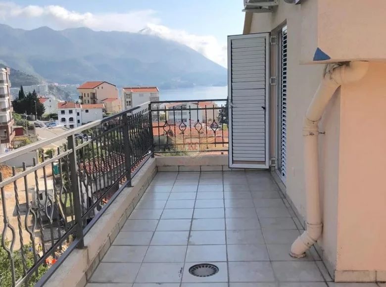 Apartamento 3 habitaciones 97 m² Becici, Montenegro