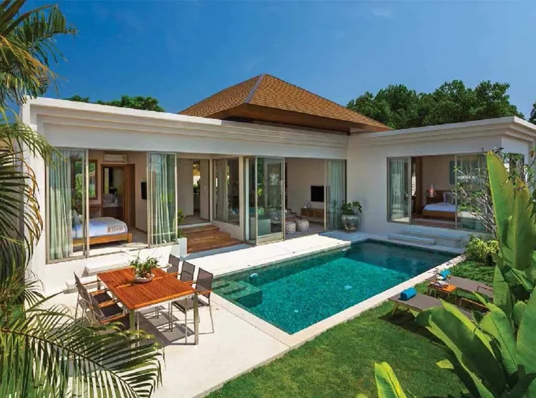 4 bedroom Villa 590 m² Phuket, Thailand