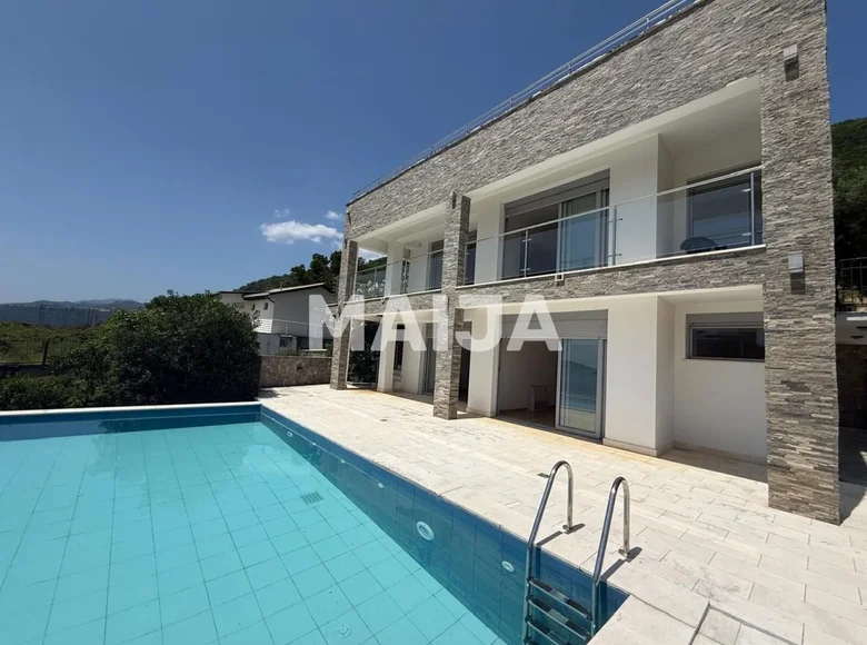 Villa de 5 pièces 267 m² Baošići, Monténégro
