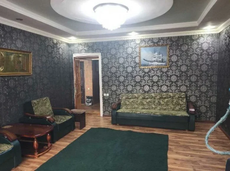 Kvartira 3 xonalar 70 m² Toshkentda