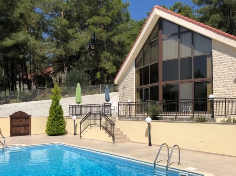 Maison 4 chambres 250 m² Pano Platres, Chypre
