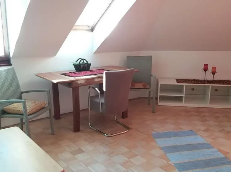 Apartamento 3 habitaciones  Graz, Austria