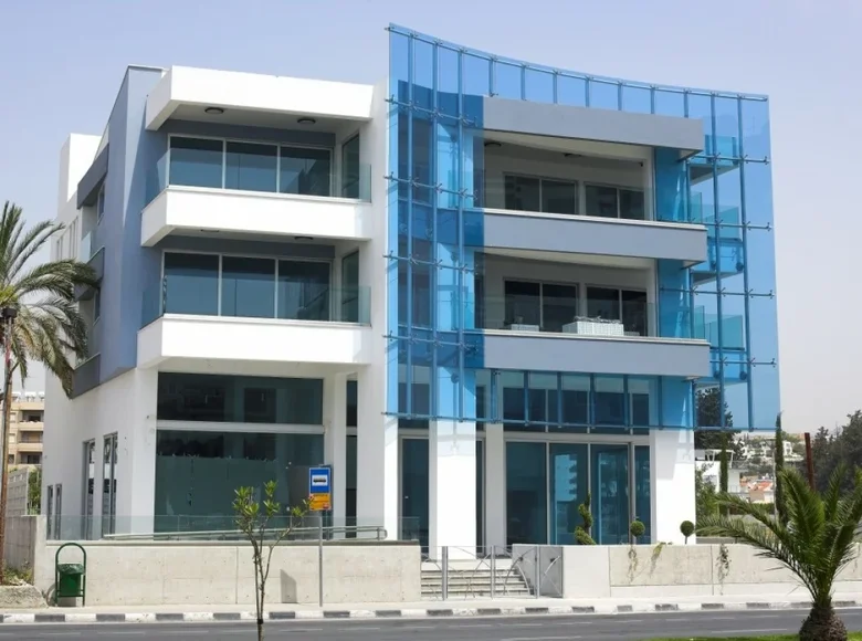 Propiedad comercial 183 m² en Limassol, Chipre