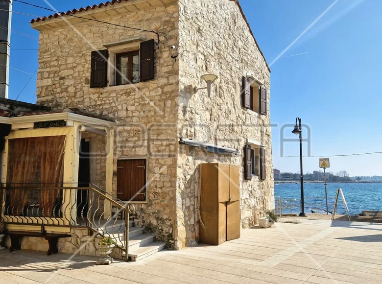 Haus 3 Zimmer 70 m² Monterol, Kroatien