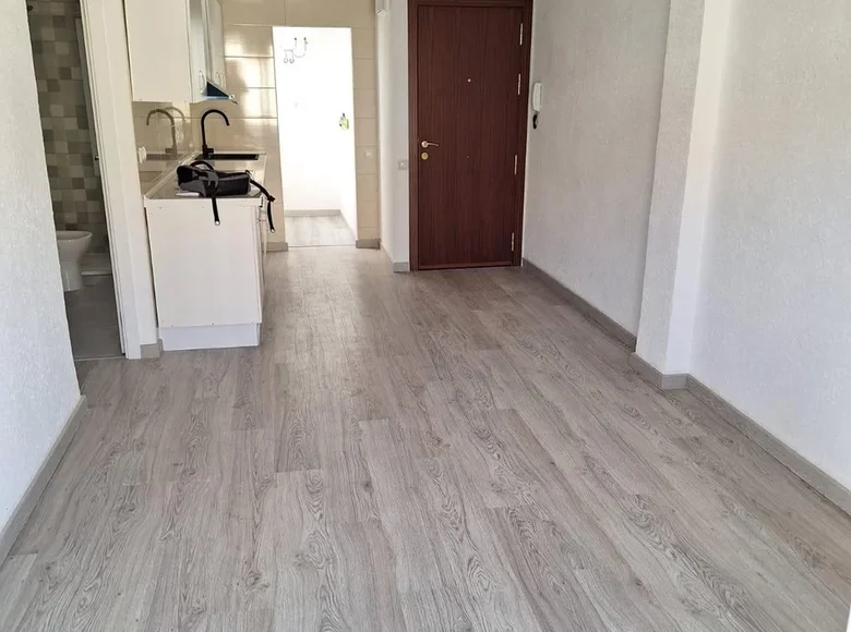 2 bedroom apartment  Alicante, Spain