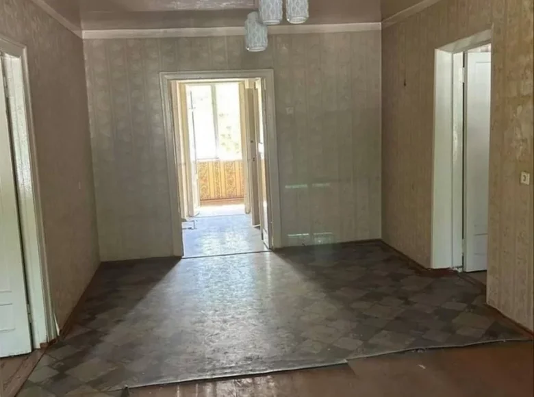 Kvartira 3 xonalar 72 m² Toshkentda