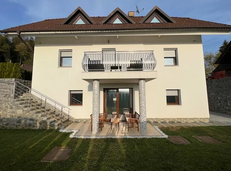 Dom 305 m² Ivancna Gorica, Słowenia